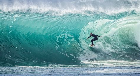 Surf En Chile Olas Perfectas En 4000 Kilómetros De Costa Chile Es Tuyo