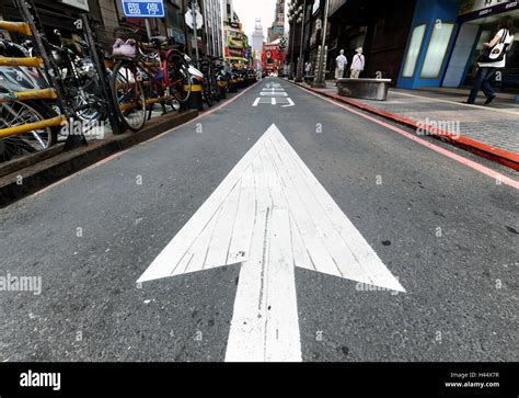 Street Selection Arrow Bicycles Taipeh Taiwan Stock Photo Alamy