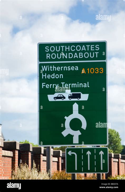 Roundabout Hi Res Stock Photography And Images Alamy