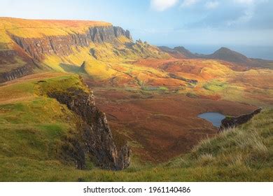 245 Quiraing Aerial Images, Stock Photos, 3D objects, & Vectors ...