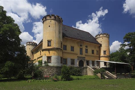 Zámek Dívčí Hrad Severní Morava