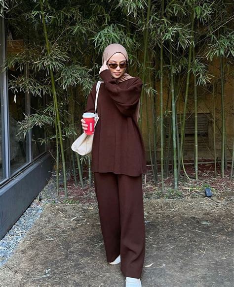 Jùst mai adlı kullanıcının Muslim outfits casual panosundaki Pin Moda