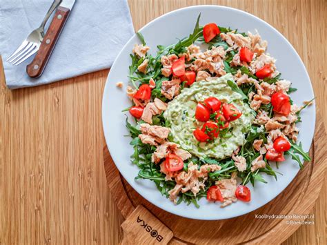 Rucola Salade Met Zalm Avocado En Tomaat Salade