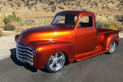 Chevrolet Custom Pickup Front