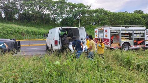 Mueren Cuatro Migrantes Cubanos En Accidente Carretero De Veracruz El