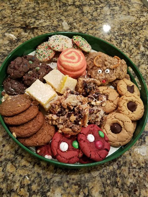 20 Dozen Christmas Cookies Nine Different Varieties Hot Chocolate