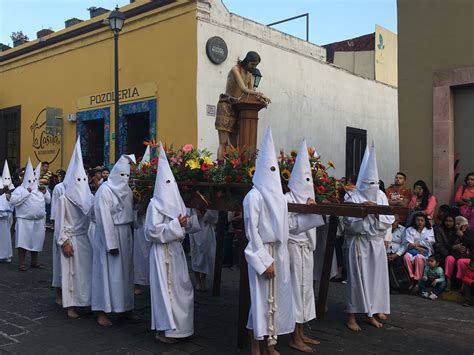 Vive en Querétaro la Procesión del Silencio Descubre México