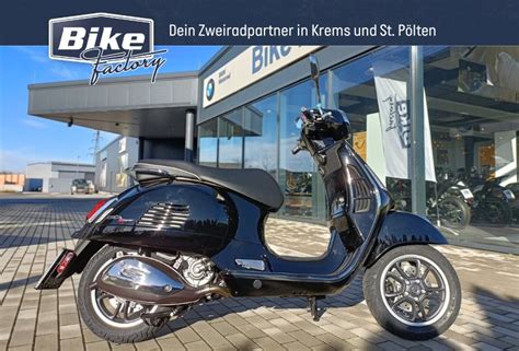 Neufahrzeug Vespa Gts 300 Hpe Super Nero Deciso Bike Factory St