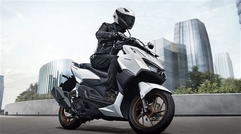 Harga Honda Vario Cbs Dan Abs Spesifikasi Fitur And Warna