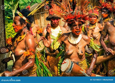 Dancing Women In Papua New Guinea Editorial Stock Photo Image Of