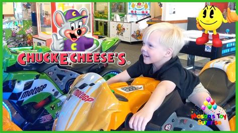 Fun At Chuck E Cheese Youtube