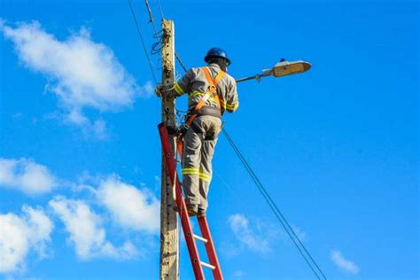 Mais luz Programa Brilha Conquista já substituiu 907 luminárias em