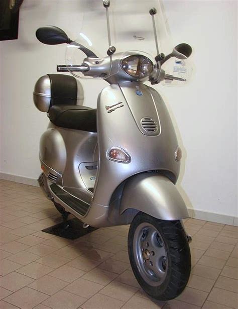 Piaggio Vespa 150 Et4 1999 01