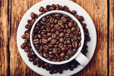 Kopi Arabika vs Kopi Robusta, Mana yang Lebih Nikmat ? - Kopi Petani