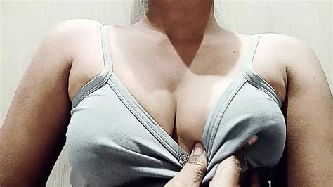 Seducing Desi Girl Boobs Very Hot Girl Showing HD Porn E XHamster