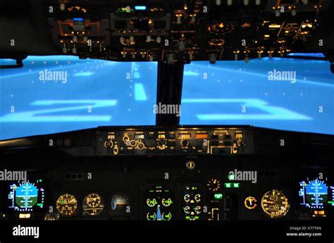 Flight Simulator Synthetic Training Device Stock Photo - Alamy