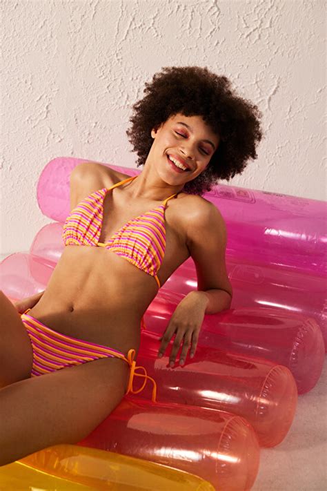 Bikini Üstü Modelleri ve Fiyatları Sayfa Penti