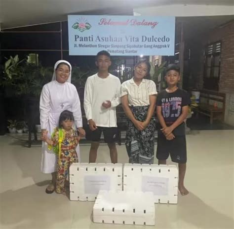 Paskah Tokoh Semangat Baru Jr Saragih Menebar Kasih Ke Panti Asuhan Di