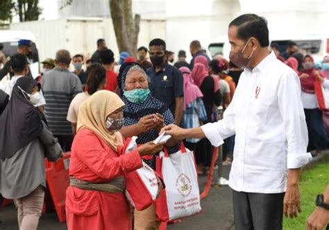 Sekretariat Kabinet Republik Indonesia Presiden Jokowi Bagikan