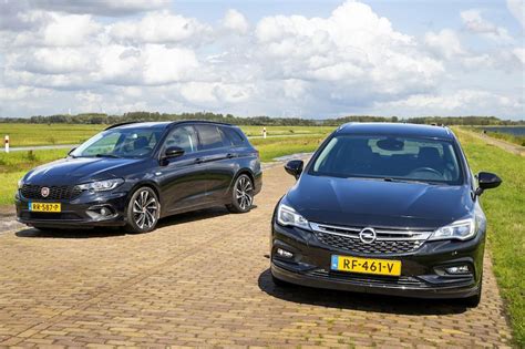 Opel Astra Sports Tourer Vs Fiat Tipo Sw Occasion Test