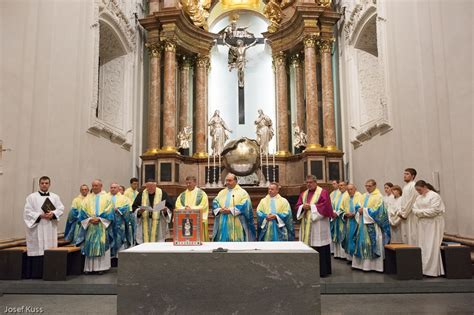 Festgottesdienst zur Amtseinführung des neuen Superior P Dr Michael