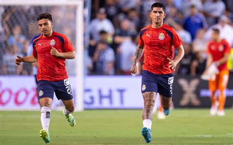 Alineaci N De Chivas Vuelven Pocho Guzm N Mozo Brise O Y Mar N