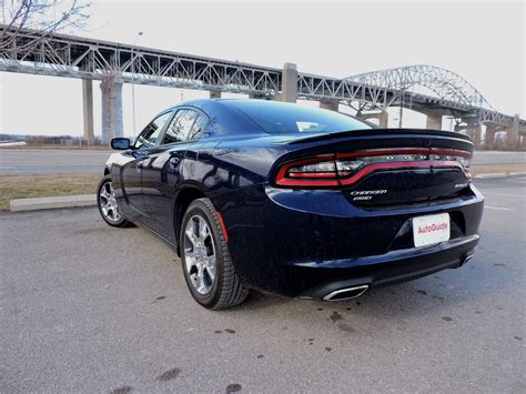 2016 Dodge Charger SXT AWD Review - AutoGuide.com News