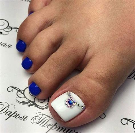 Incredible Blue And White Toe Nail Designs 2024 Runandwine