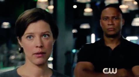 Lyla & John Diggle in Arrow lair | Cultjer