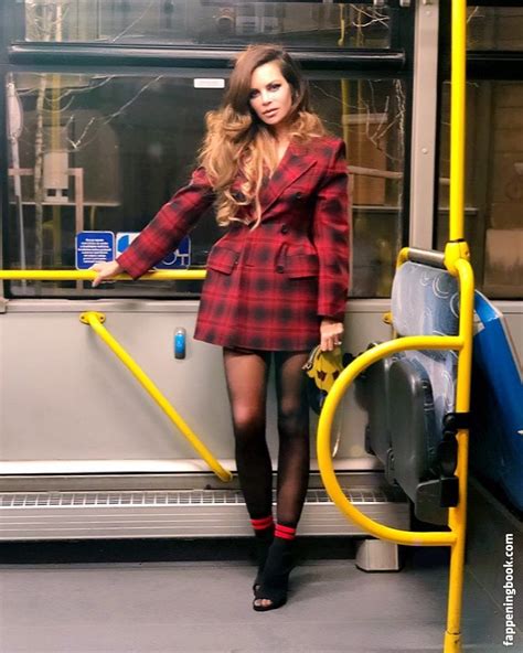 Nikolina Pisek Nude OnlyFans Leaks Fappening FappeningBook