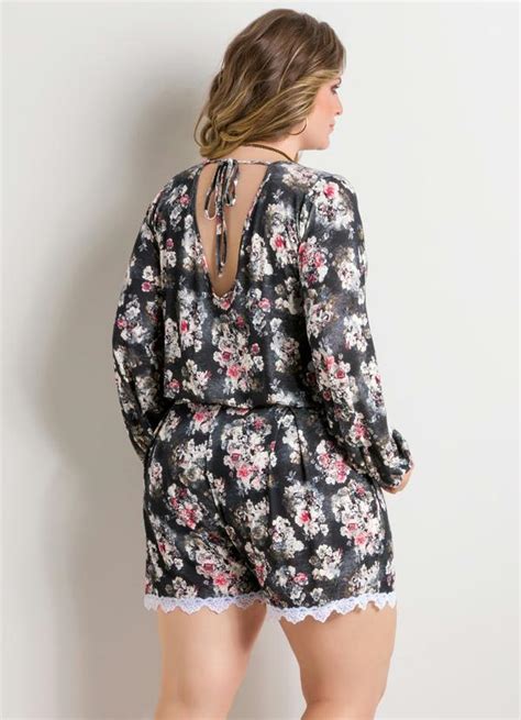 Macaquinho Floral Detalhe De Renda Plus Size Posthaus