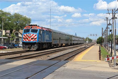 Metra 187 Bnsf Train 1237 Berwyn Mbernero Flickr