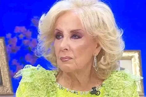 Inauguraron la estatua de Mirtha Legrand en su ciudad natal y se abrió