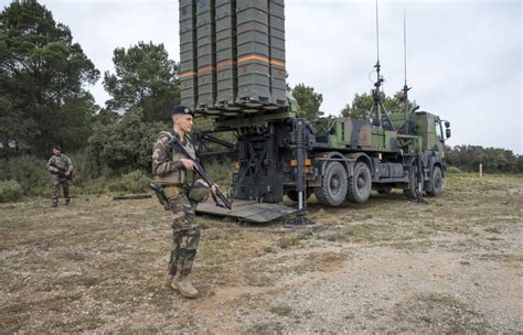 Comment Les Arm Es Veillent Sur Le Salon Du Bourget Fob Forces