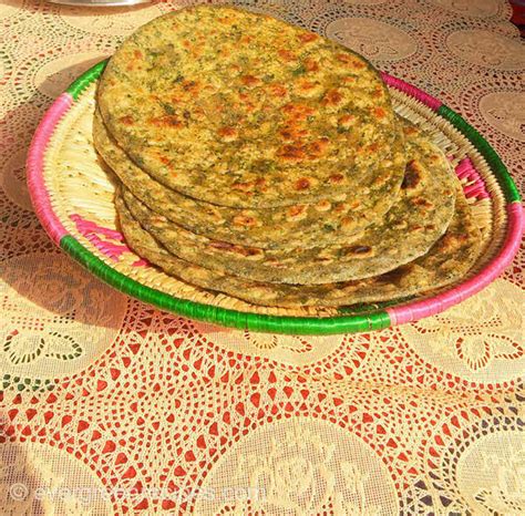 Bathua Paratha Recipe