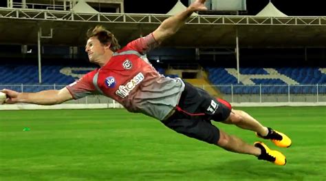 KXIP Fielding Coach Jonty Rhodes Defies Age Takes One Handed Stunning