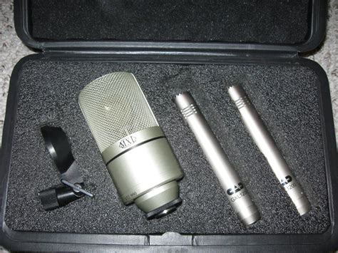 MXL 990 Review - Affordable Condenser Microphone | Beginner Guitar HQ