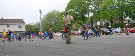 Cub Scouts Hold Bike Safety Rodeo Mineola Ny Patch