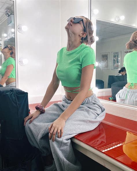 10 Times Sue Ramirez Made Us Want To Wear Crop Tops