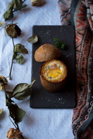 Oeufs cocotte en brioche au saumon fumé Mes gougères aux épinards