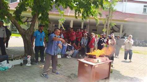 Dosen Tenaga Kependidikan Dan Mahasiswa Teknik Lingkungan Ikut Serta