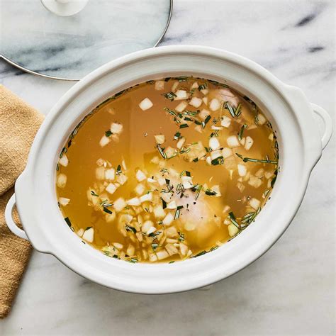 Slow Cooker Chicken White Bean Stew