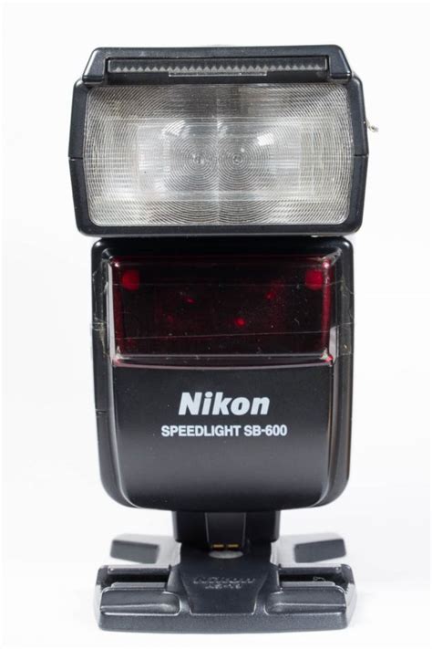 Đánh giá Nikon SB-600 - Kiều Trường