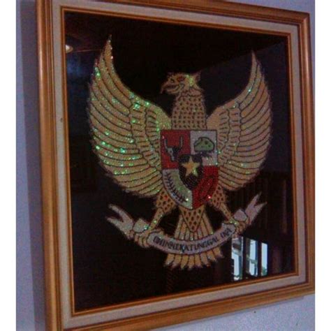 Jual Hiasan Dinding Hiasan Dinding Dari Payet Bingkai Burung Garuda