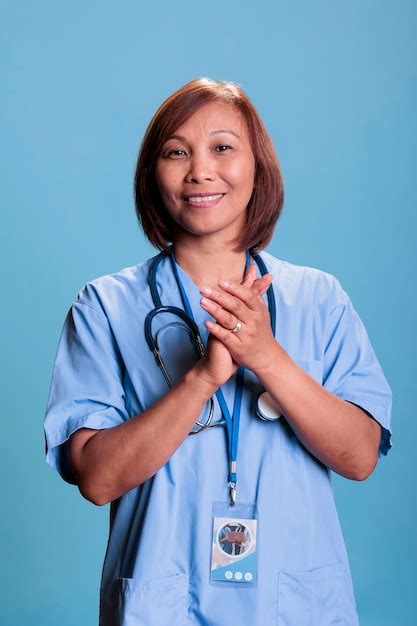 Premium Photo Medical Assistant Clapping After Achievement Success In Medicine Industry