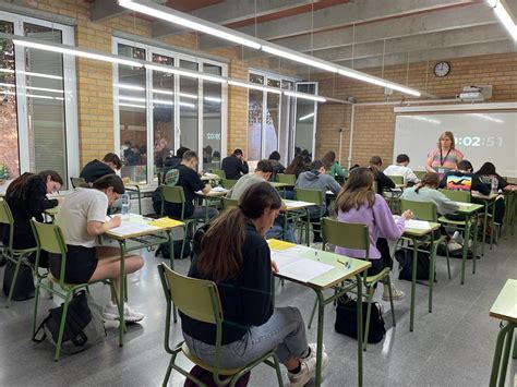 Un Total De Alumnes De La Garrotxa I El Ripoll S Shan Examinat De