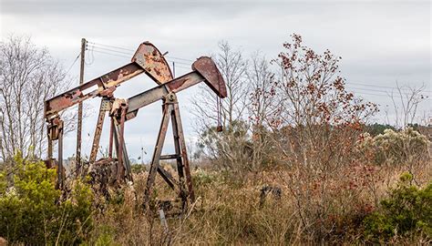 Federal Funds Coming To Missouri To Plug Abandoned Oil And Gas Wells