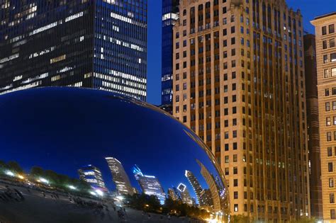 Chicagoduskeveningskyscraperskyline Free Image From