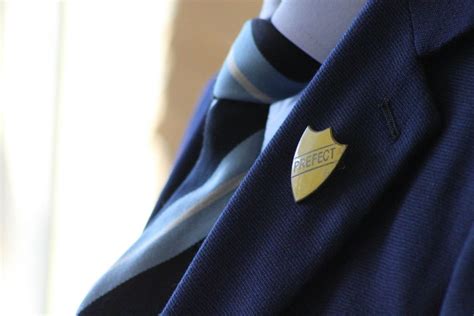 Proof that gender neutral school uniform is a bad idea. - Dad Blog UK