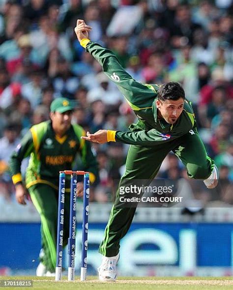 Junaid Khan Cricket Photos and Premium High Res Pictures - Getty Images